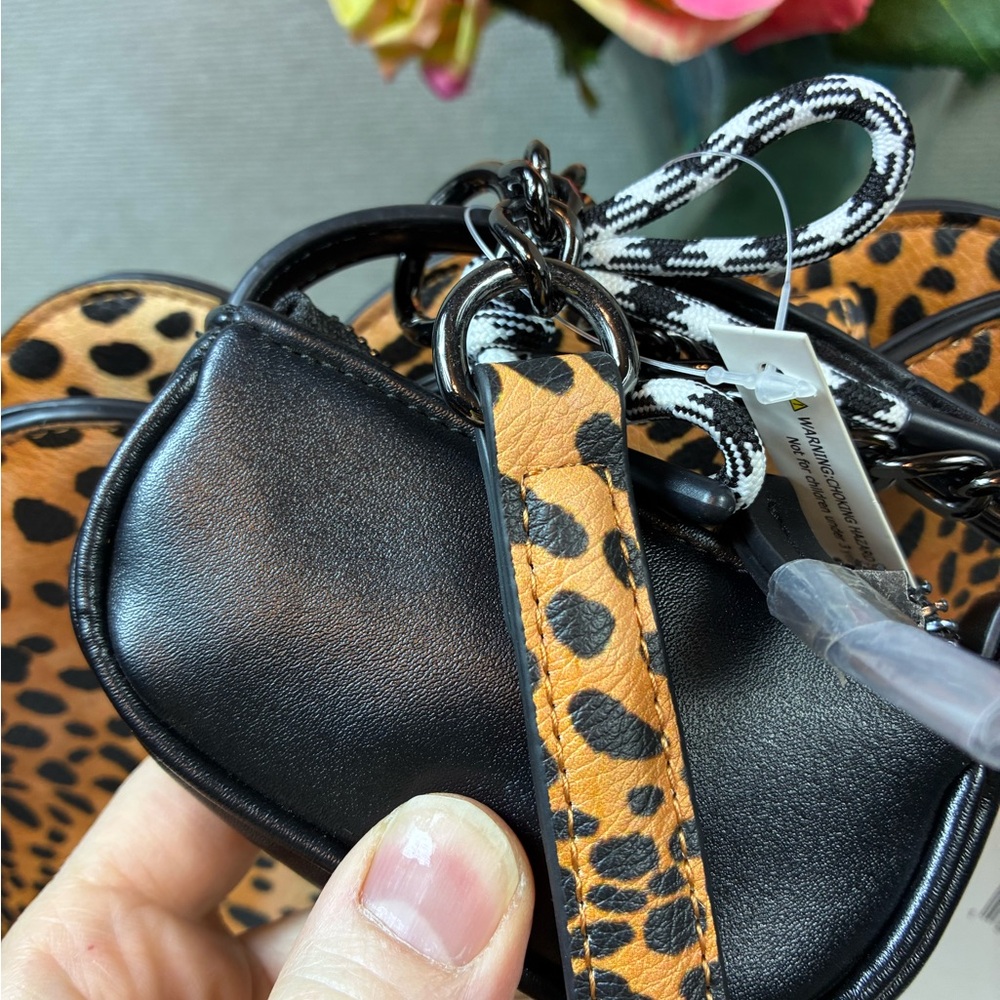 Betsey Johnson Leopard XOTOTE-L BM30065 Tote Bag - NWT w/ Bonus Studded Pouch - Picture 9 of 10